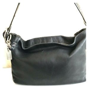 Authentic Coach  leather shoulder handbag